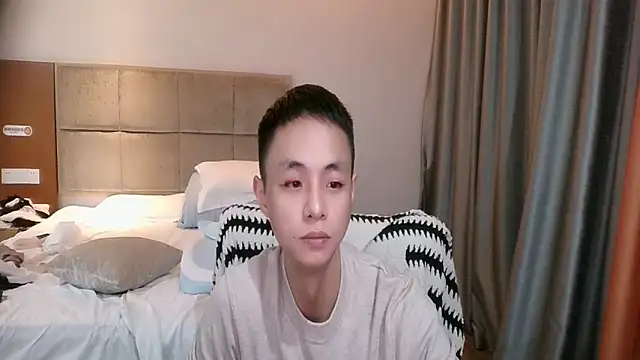 Tsia-Die online show from 12-21-25, 01:57