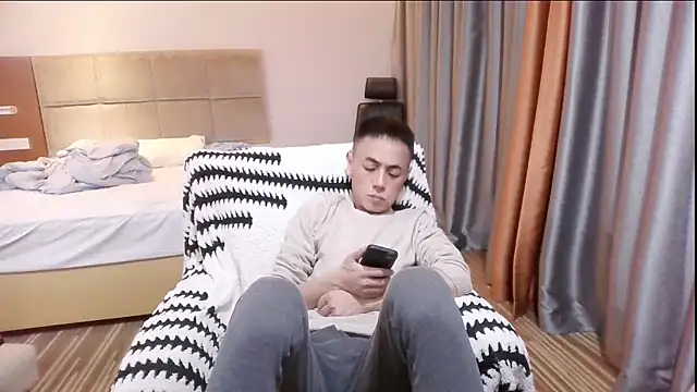 Tsia-Die online show from 11-18-25, 08:34