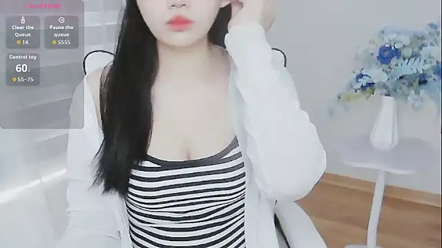 -Rose-Lucky- online show from 11-13-25, 01:20