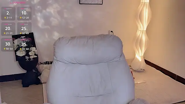 Snapshot of BoxedGyre- chatting on 09-30-25, 02:12 BoxedGyre- online show from 09-30-25, 02:12