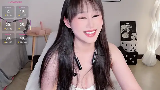 Snapshot of BoxedGyre- chatting on 03-19-26, 02:17 BoxedGyre- online show from 03-19-26, 02:17