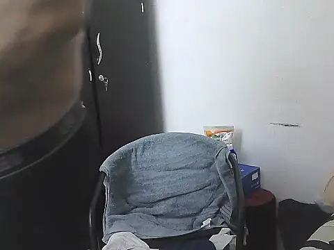 morenocabro10 online show from 02-01-26, 08:23