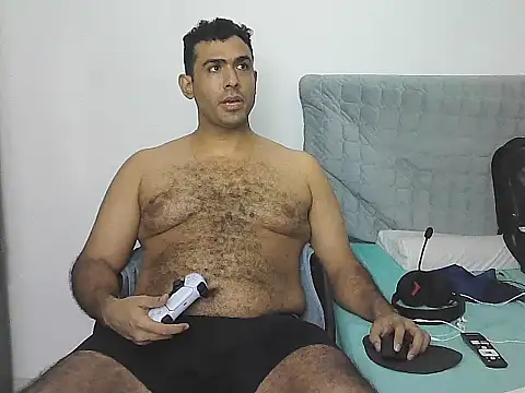 morenocabro10 online show from 04-05-26, 03:13