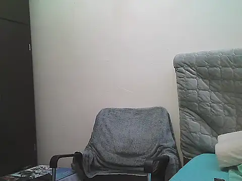 morenocabro10 online show from 10-17-25, 06:53