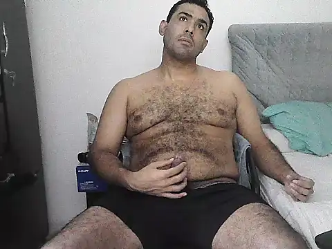 morenocabro10 online show from 06-06-26, 03:01