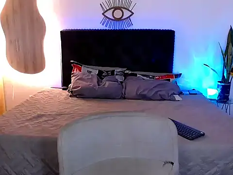 NoahDevil18 online show from 09-28-25, 10:50