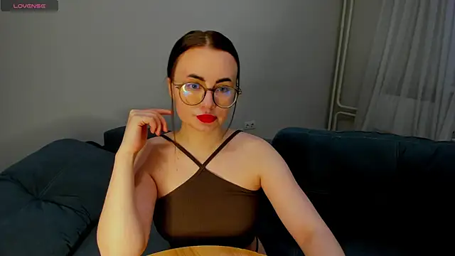 MewStella online show from 04-23-26, 02:40