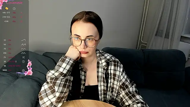 MewStella online show from 02-07-26, 02:25