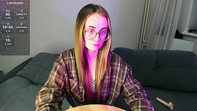 MewStella online show from 11-19-25, 05:24