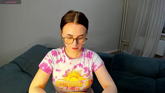 MewStella online show from 04-25-26, 02:14