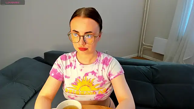 MewStella online show from 05-10-26, 01:20