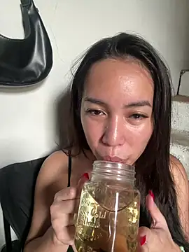 NicoleRoseTS online show from 06-14-26, 07:42
