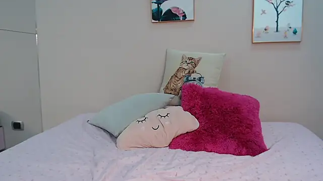 zooombee online show from 09-23-25, 07:21