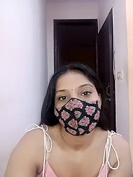 Snapshot of Cute_Rakhi8 chatting on 07-17-26, 05:15 Cute Rakhi8 online show from 07-17-26, 05:15