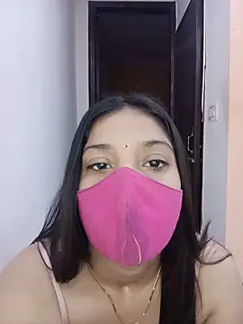 Snapshot of Cute_Rakhi8 chatting on 06-10-26, 05:19 Cute Rakhi8 online show from 06-10-26, 05:19