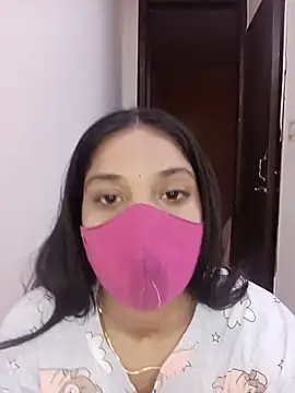 Snapshot of Cute_Rakhi8 chatting on 06-18-26, 09:36 Cute Rakhi8 online show from 06-18-26, 09:36