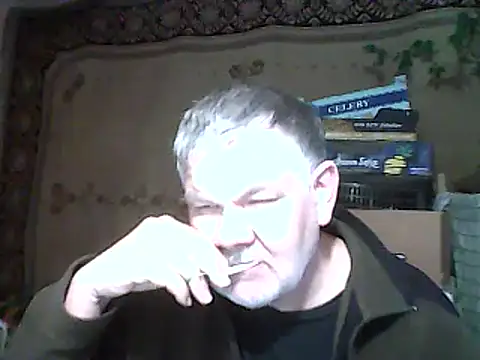 Snapshot of A1B3- chatting on 10-11-25, 03:13 A1B3- online show from 10-11-25, 03:13