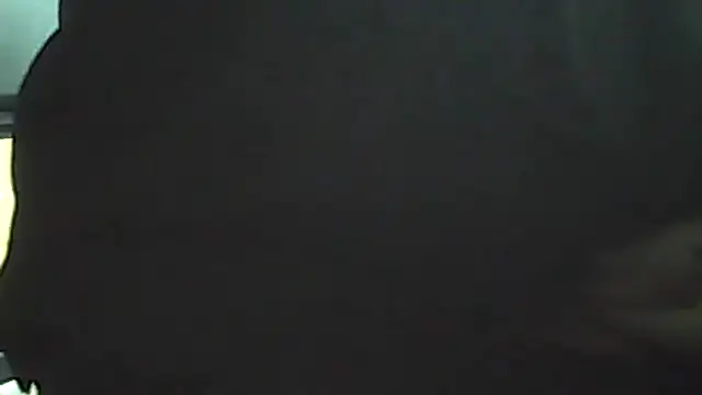 Snapshot of A1B3- chatting on 04-12-26, 02:42 A1B3- online show from 04-12-26, 02:42