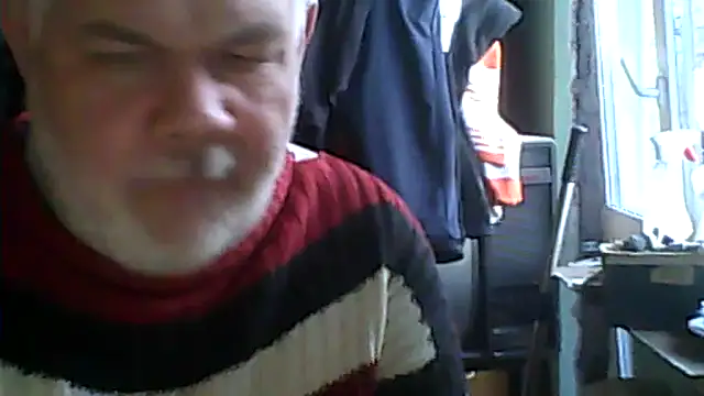 Snapshot of A1B3- chatting on 04-13-26, 04:33 A1B3- online show from 04-13-26, 04:33