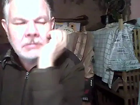 Snapshot of A1B3- chatting on 10-28-25, 03:55 A1B3- online show from 10-28-25, 03:55