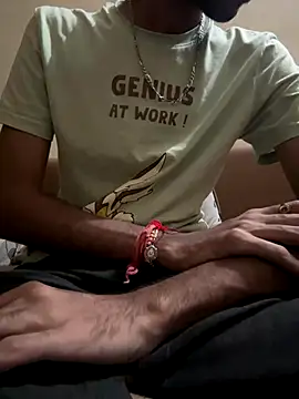 Snapshot of hoegupta chatting on 10-04-25, 01:12 hoegupta online show from 10-04-25, 01:12