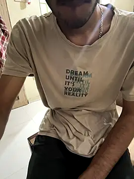 Snapshot of hoegupta chatting on 09-29-25, 08:21 hoegupta online show from 09-29-25, 08:21