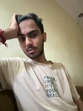 Snapshot of hoegupta chatting on 09-28-25, 06:09 hoegupta online show from 09-28-25, 06:09