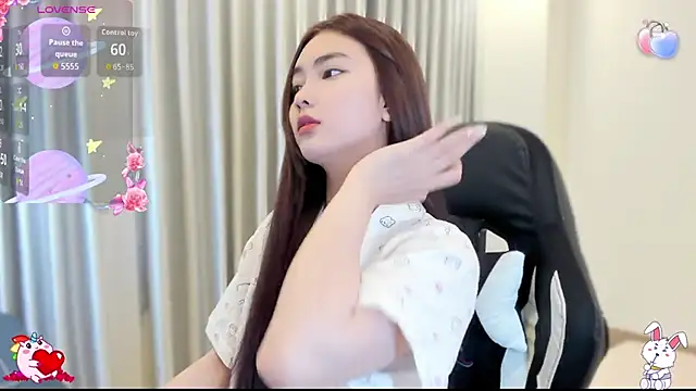 Snapshot of -Rose99- chatting on 02-19-26, 01:08 -Rose99- online show from 02-19-26, 01:08