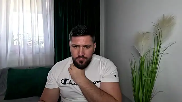Gold Alpha Boy online show from 04-24-26, 02:30