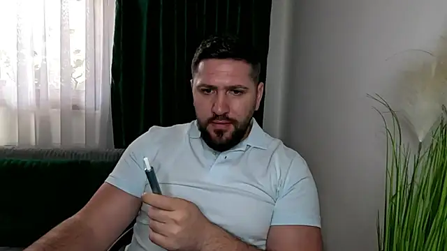 Gold Alpha Boy online show from 04-07-26, 12:40