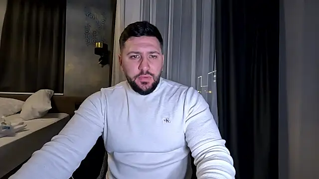 Gold Alpha Boy online show from 01-10-26, 06:25