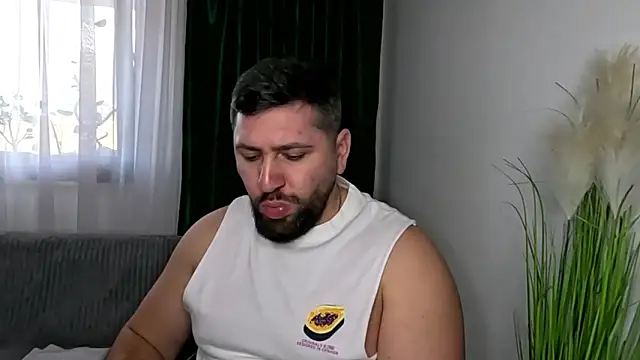 Gold Alpha Boy online show from 03-06-26, 02:12