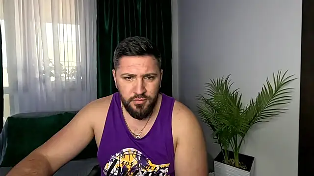 Gold Alpha Boy online show from 05-08-26, 02:43