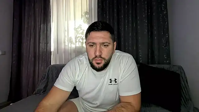 Gold Alpha Boy online show from 11-28-25, 09:09