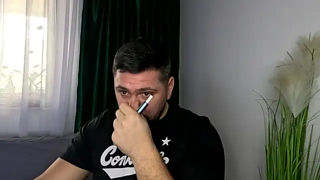 Snapshot of Gold_Alpha_Boy chatting on 02-17-26, 10:56 Gold Alpha Boy online show from 02-17-26, 10:56