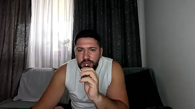 Gold Alpha Boy online show from 09-30-25, 08:31