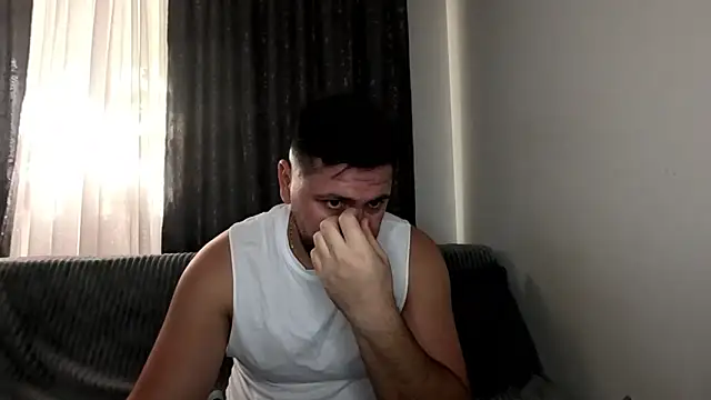 Gold Alpha Boy online show from 11-03-25, 10:08