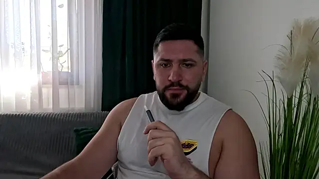 Gold Alpha Boy online show from 03-11-26, 12:32