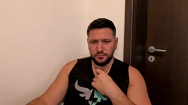 Gold Alpha Boy online show from 01-08-26, 10:43