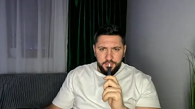 Snapshot of Gold_Alpha_Boy chatting on 02-04-26, 09:10 Gold Alpha Boy online show from 02-04-26, 09:10