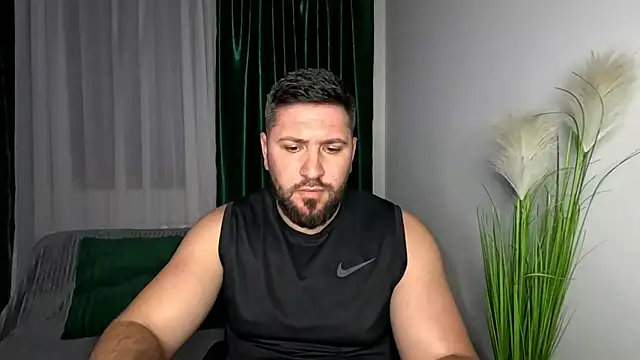 Gold Alpha Boy online show from 04-22-26, 08:04
