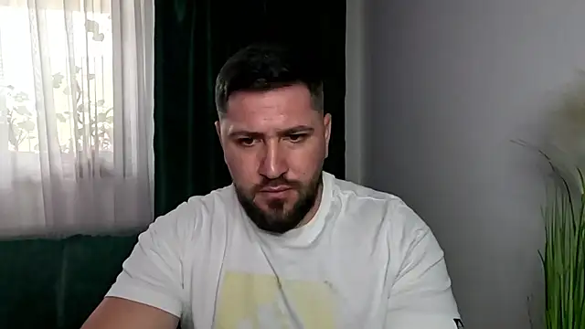 Gold Alpha Boy online show from 04-20-26, 01:03