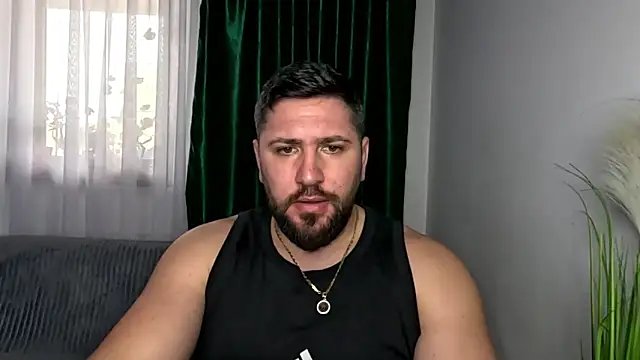 Gold Alpha Boy online show from 04-06-26, 02:18