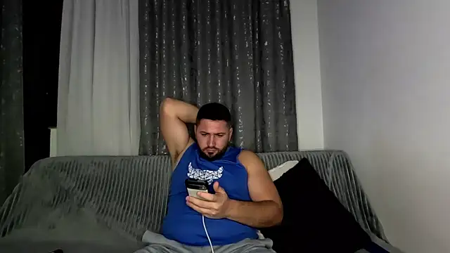 Gold Alpha Boy online show from 11-04-25, 05:28