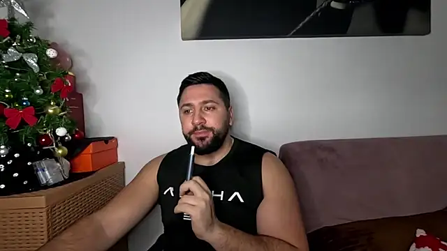 Gold Alpha Boy online show from 12-22-25, 05:13