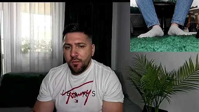 Gold Alpha Boy online show from 06-02-26, 09:09