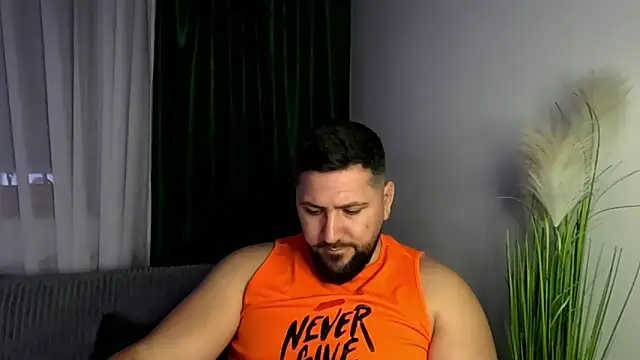 Snapshot of Gold_Alpha_Boy chatting on 02-11-26, 07:14 Gold Alpha Boy online show from 02-11-26, 07:14