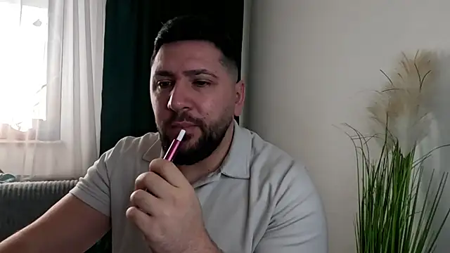 Snapshot of Gold_Alpha_Boy chatting on 02-01-26, 11:30 Gold Alpha Boy online show from 02-01-26, 11:30