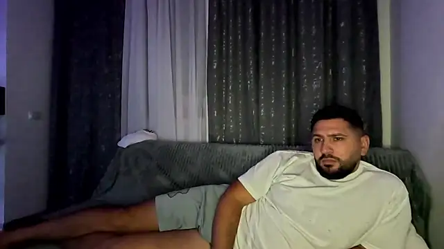 Gold Alpha Boy online show from 09-27-25, 07:31