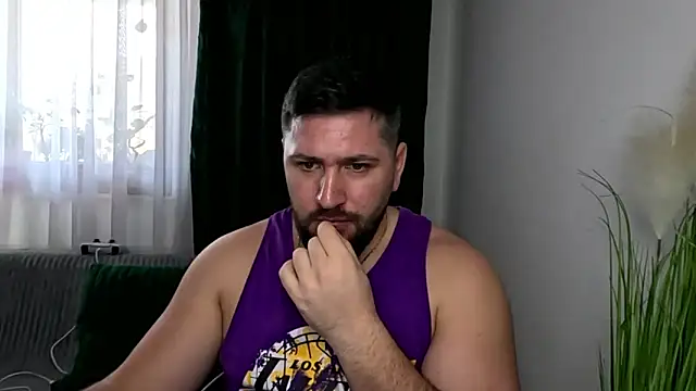 Gold Alpha Boy online show from 04-04-26, 12:56